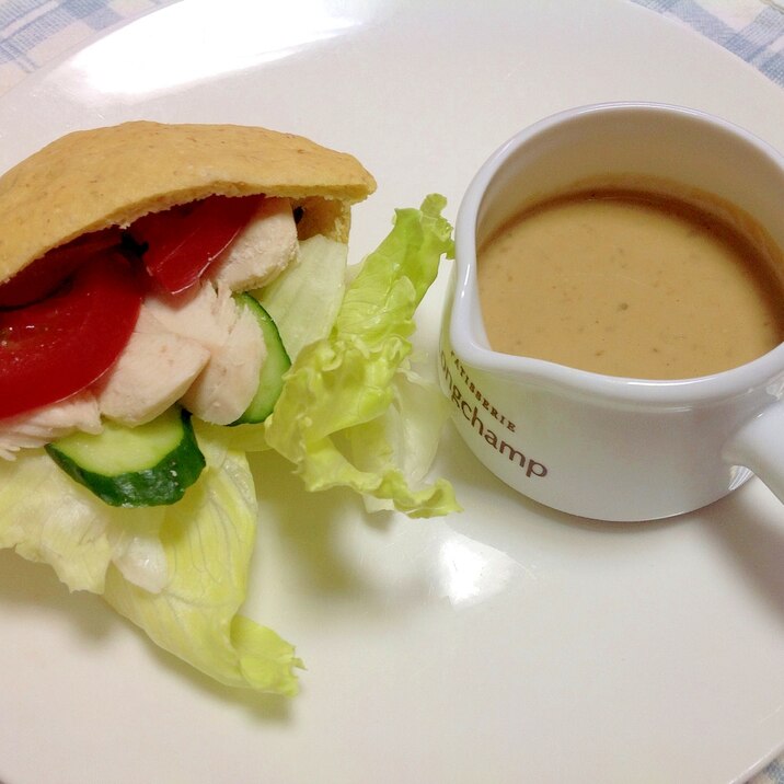 おうちでカフェ風気分♪ピタサンド(^o^)